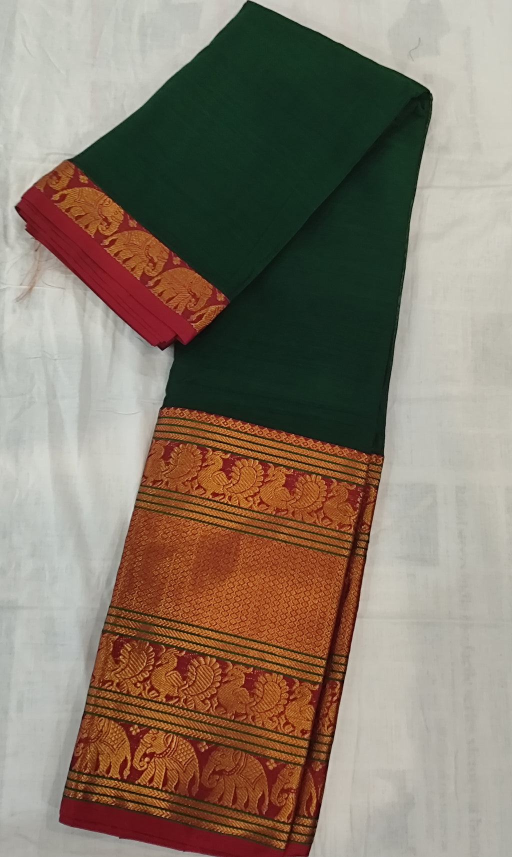 NP-MITHI: Forest Green Narayanpet Silk Cotton Saree