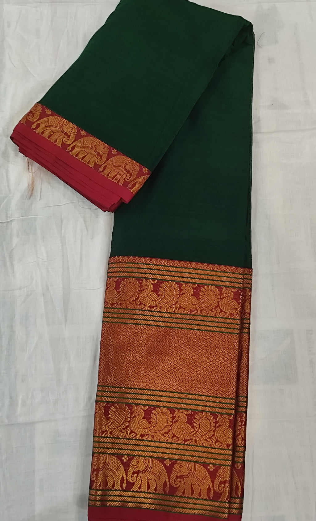NP-MITHI: Forest Green Narayanpet Silk Cotton Saree