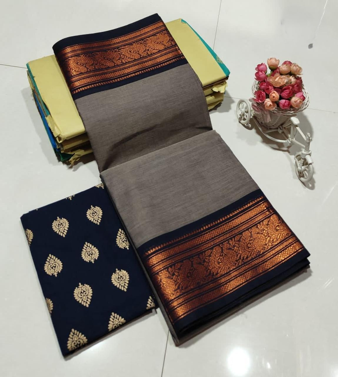 CH-DHRITI: Graphite Grey Chettinad Cotton Saree