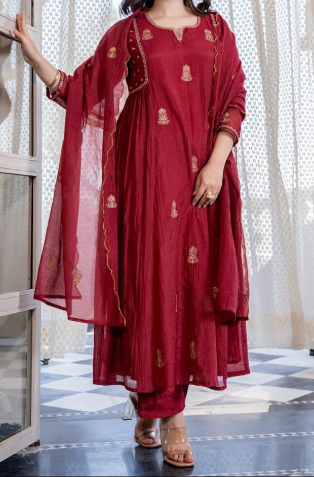 KRT-102: Cotton Kurti Set With Elephant Print & Tubelight Sequin Work