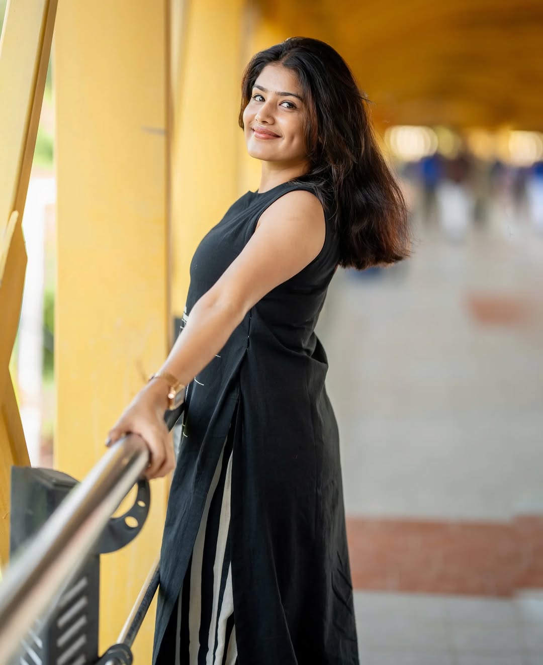 KP-1006: Premium Cotton Halter-Neck Kurta Palazzo Set – Festive Printed Outfit