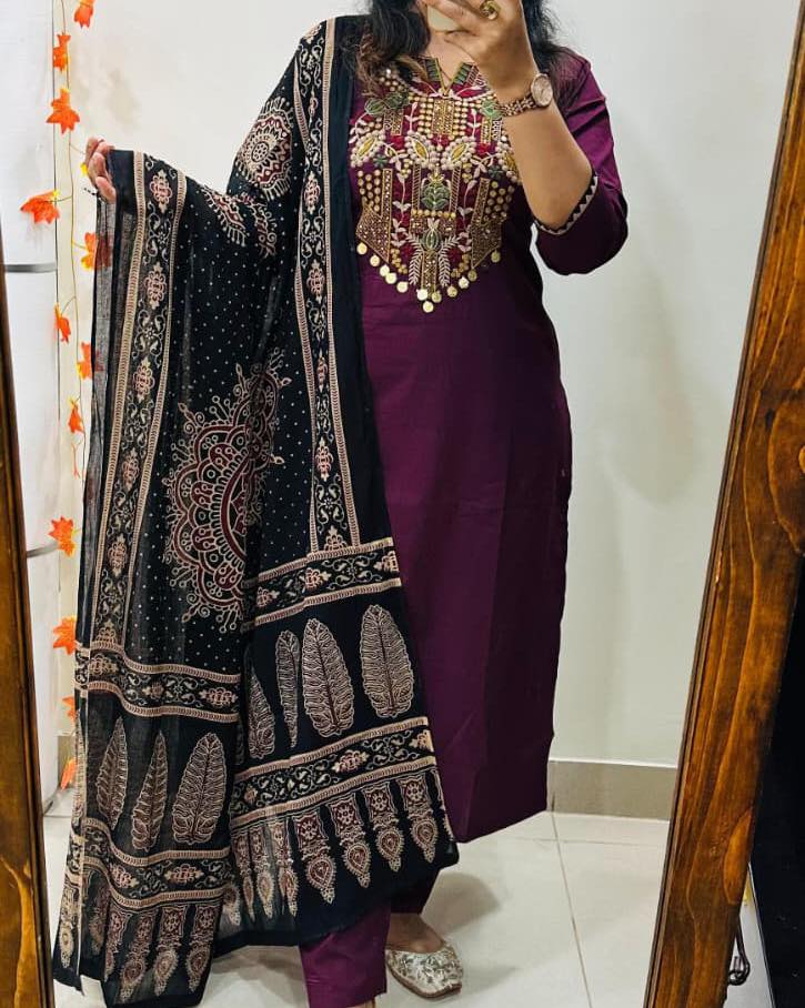 BLV-K-HC-SD-001: Heavy cotton Kurti Set with Dupatta