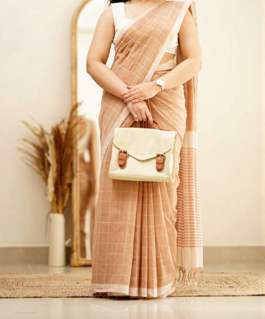 MC-001: Manjuri Check Saree