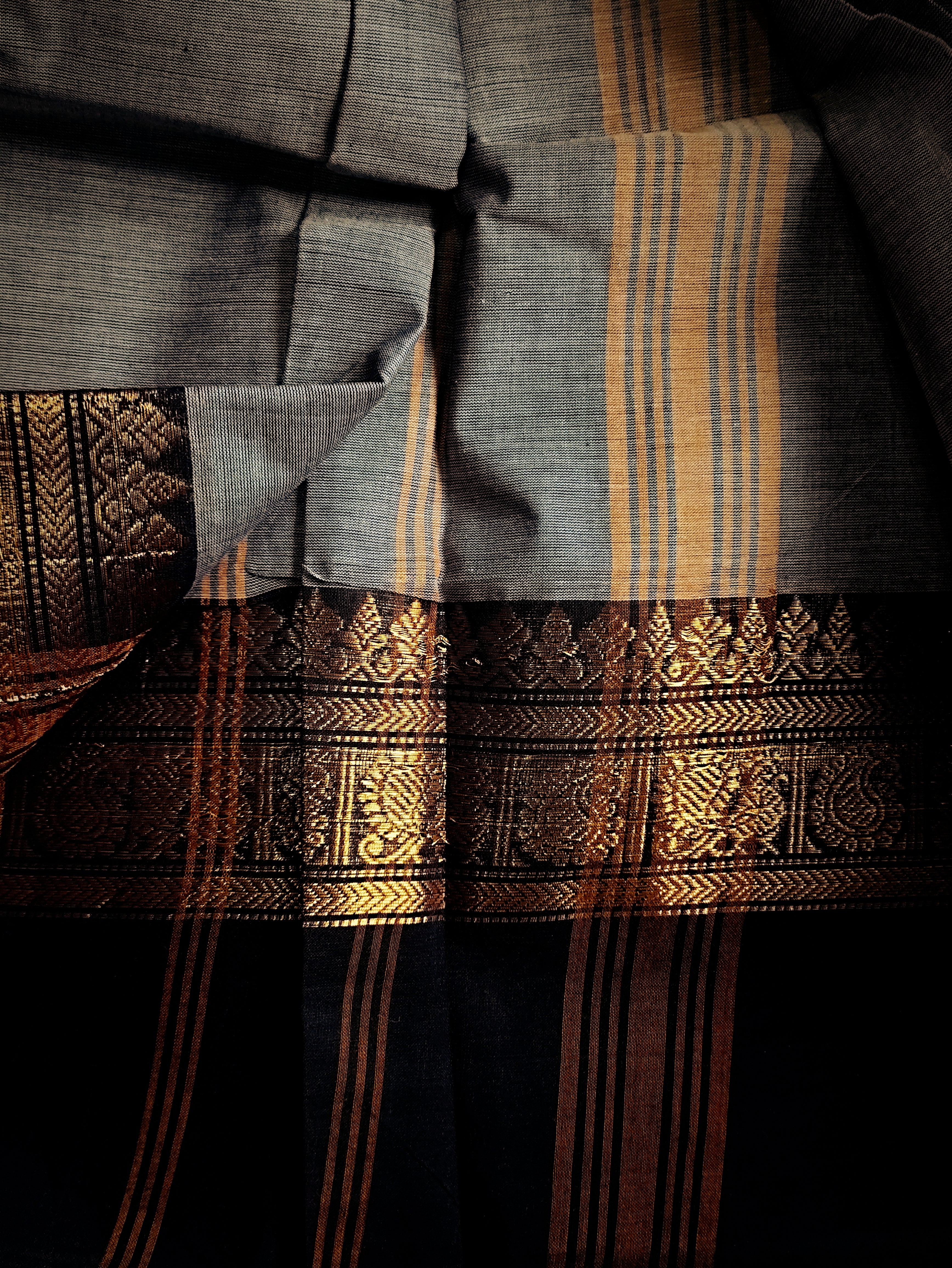 CH-CHAYA: Charcoal Grey Chettinad Cotton Saree