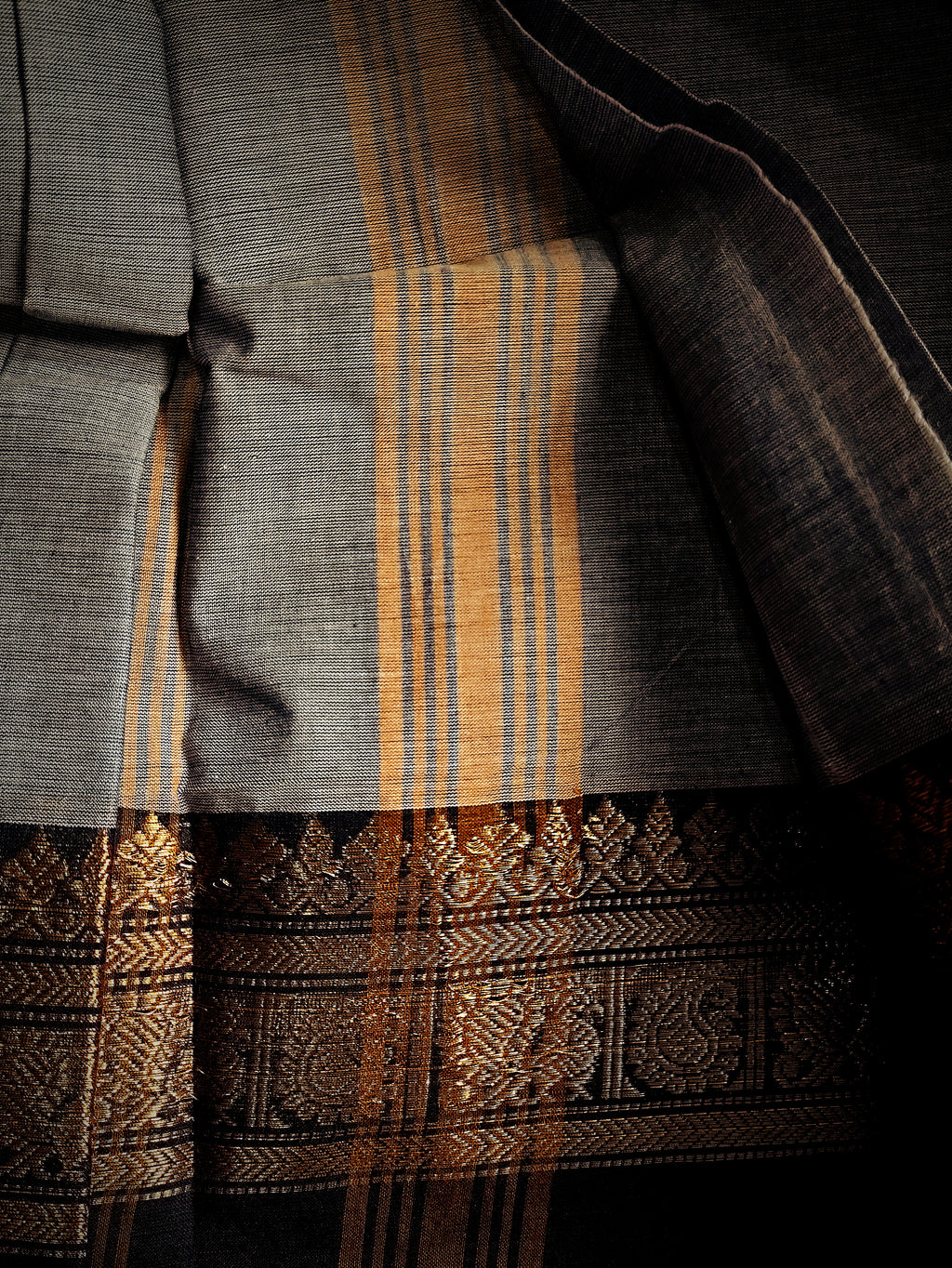 CH-CHAYA: Charcoal Grey Chettinad Cotton Saree