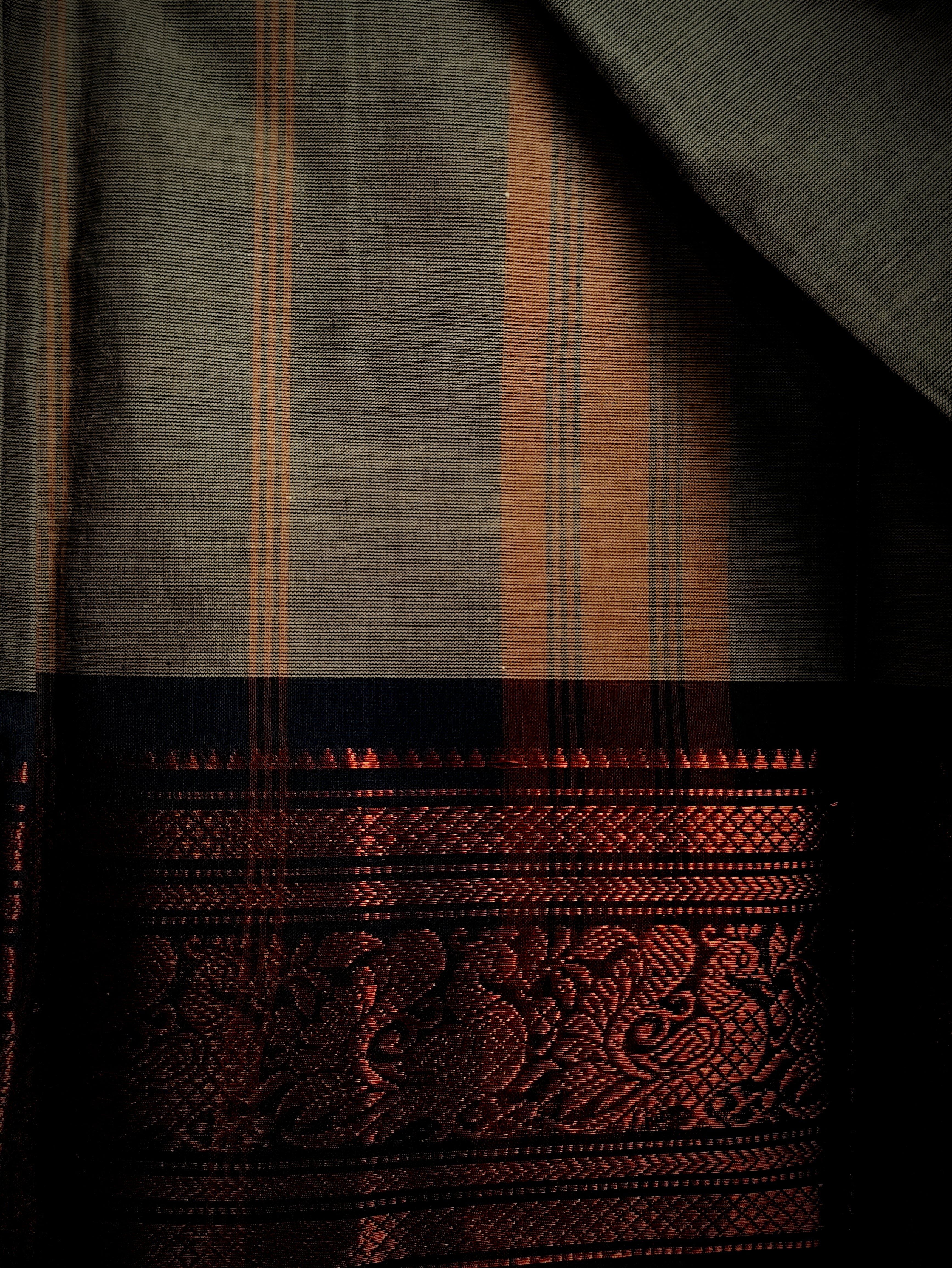 CH-DHRITI: Graphite Grey Chettinad Cotton Saree